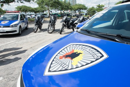 Foto-Alexandre Lombardi-2015_02_11-Prefeito entrega equipamentos para GCM-27