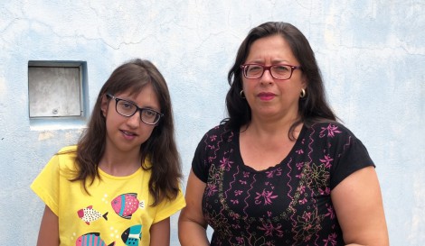 Maria Giovana e a mãe Magali da Silva