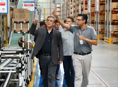 8c6e9f79-d12c-45c7-a754-eea451ac6603